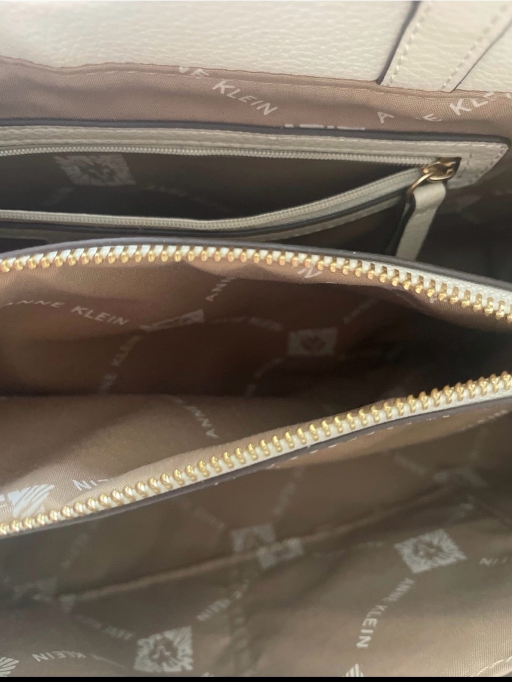 Anne Klein East West Tote Purse - Picture 11 of 12
